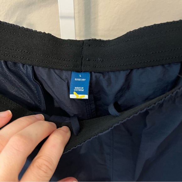 Old Navy Men's Athletic Shorts - Navy Blue - Picture 3 of 5